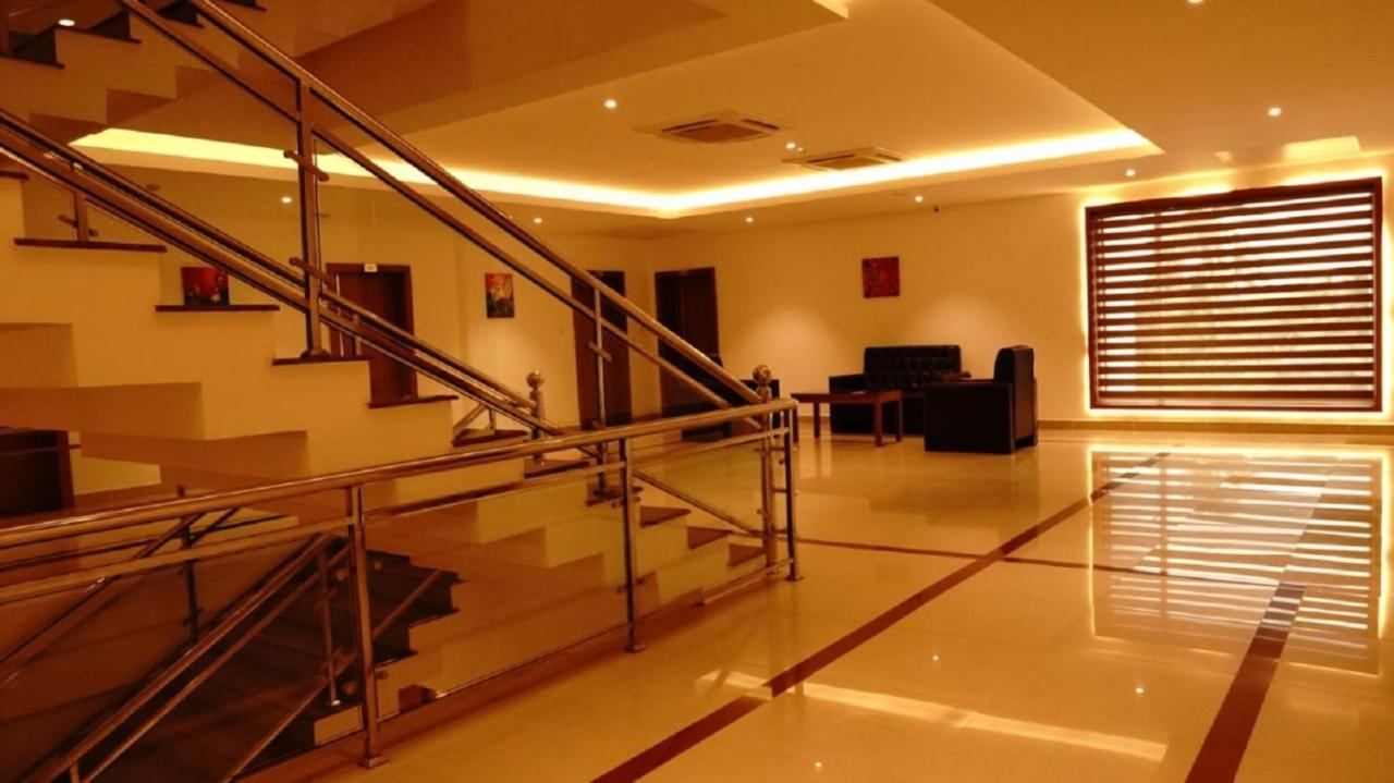 Dass Regency Thrissur Kültér fotó